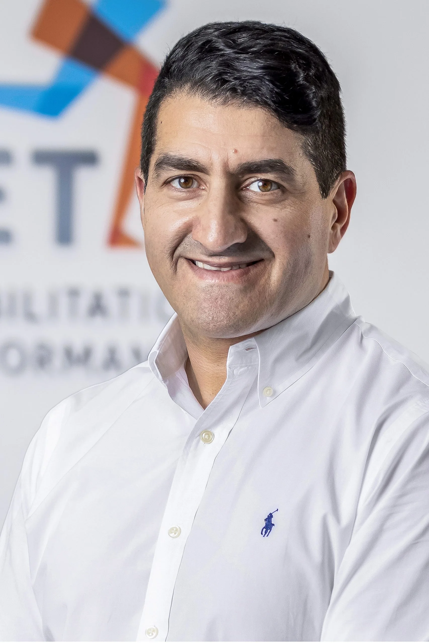 Portrait of a physiotherapist at Physio Magill ready to deliver expert physiotherapy, injury treatment and care.